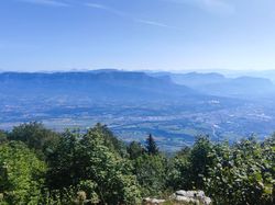 Belvédère du Château Richard depuis le relais du mont du Chat