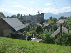 Chateau de Miolans depuis Saint-Pierre-d'Albigny