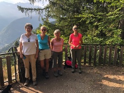 Crêt de Bens et le Lac des Tavernes