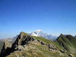 Le Col de la Nova par les 5 lacs ( Beaufortain)