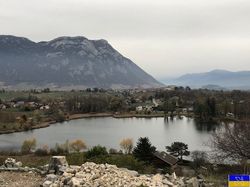 Les Marches-St André, vignes et lacs